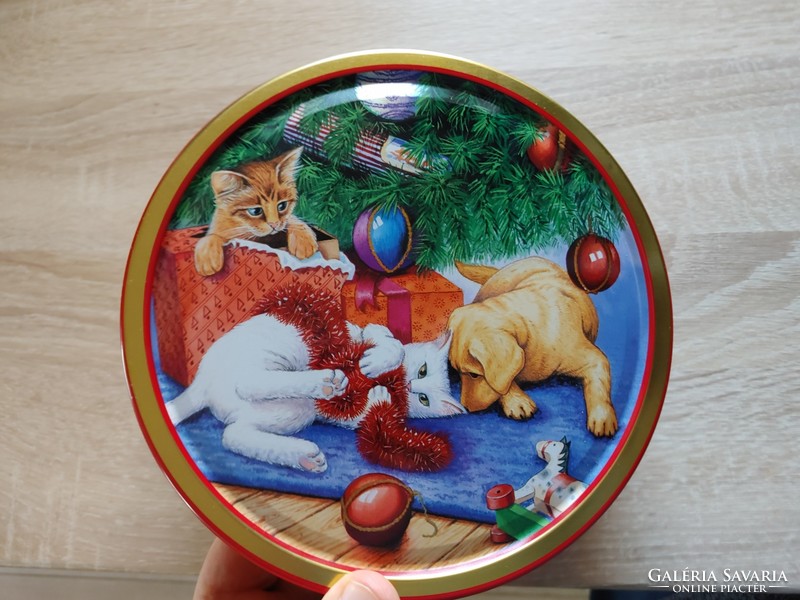 Cicás kutyás karácsonyi  süteményes vagy ékszer doboz  fém 19 x 6,5 cm cica kutya