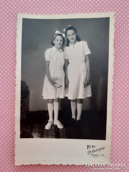 Régi gyerekfotó lányok 1940 körüli fénykép