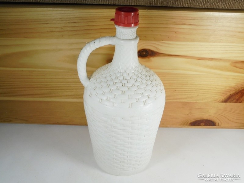 Demizson - plastic water bottle with a braided pattern