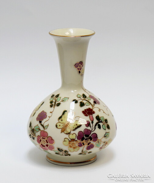 Beautiful Zsolnay vase, 15.5 cm
