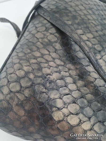 Vintage genuine leather shoulder bag