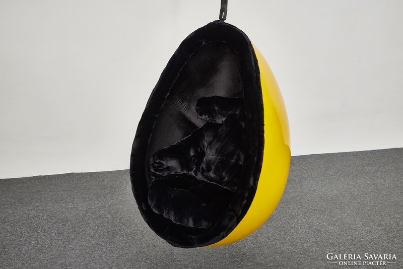 Függeszthető üvegszálas Egg Chair, KARE DESIGN 2000-es évek, Olaszország Space Age design