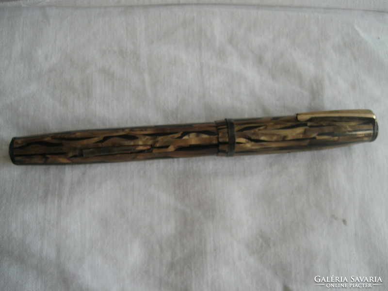 Antique pen