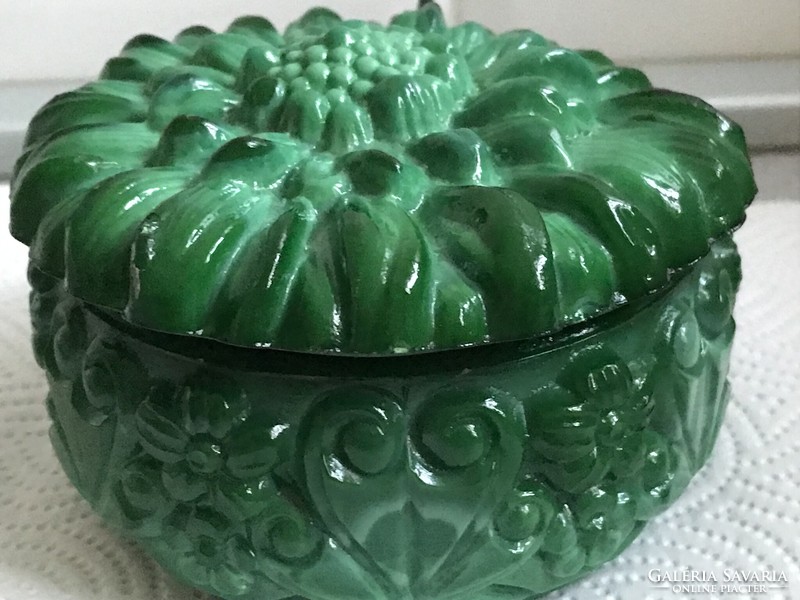 Vintage Czech malachite glass bonbonier with flower pattern, 10 cm diameter