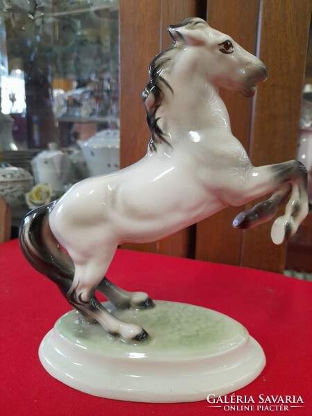Alt wien ceramic glazed hand-painted ceramic prancing horse, paripa figure. 19 Cm.