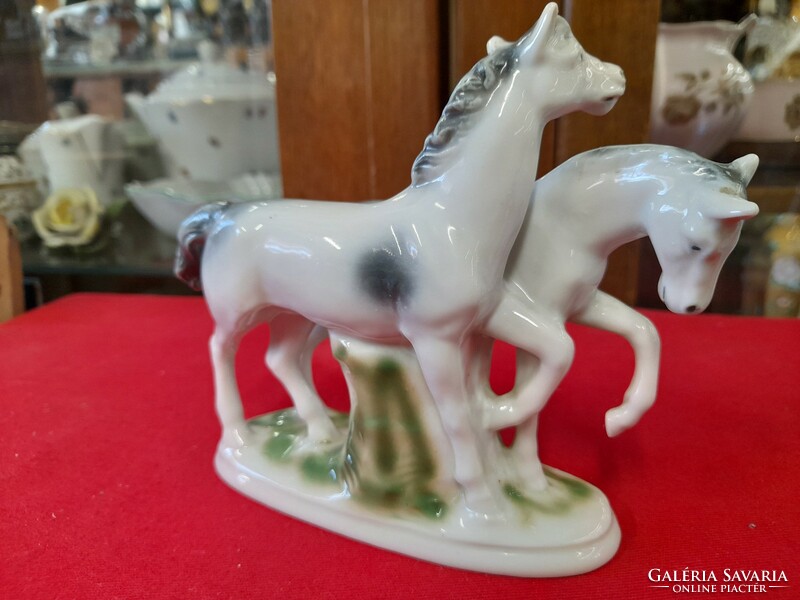 Alt German, Germany Lippelsdorf, Wagner & Aple Bertram 1935-1949. Porcelain pair of horses, figure pair. 12.5 Cm.