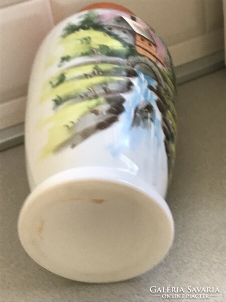 Hand-painted milk glass vase, 30 cm high