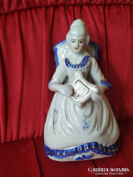 Retro porcelain lady for sale! Decoration