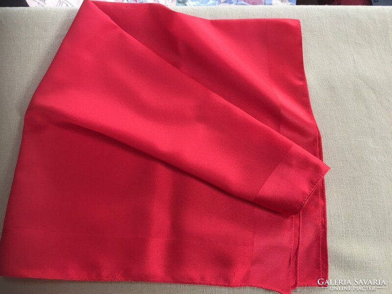 Csodás piros selyem-szerű sál, kendő, új, címke nélküli