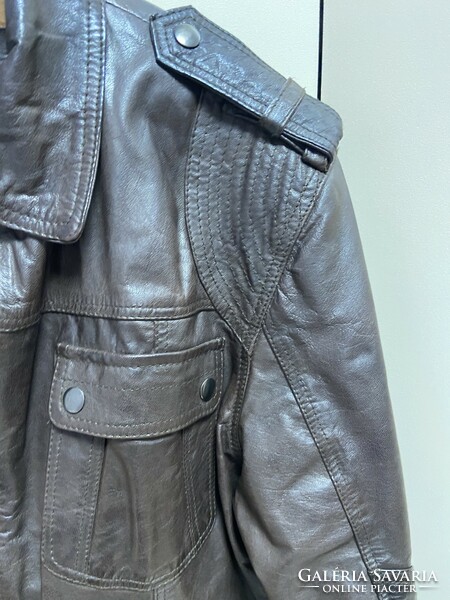 Men's leather jacket.