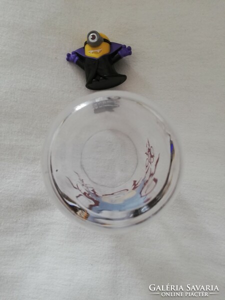 Minion " Drakula" festésű  pohár és MINION minifigura
