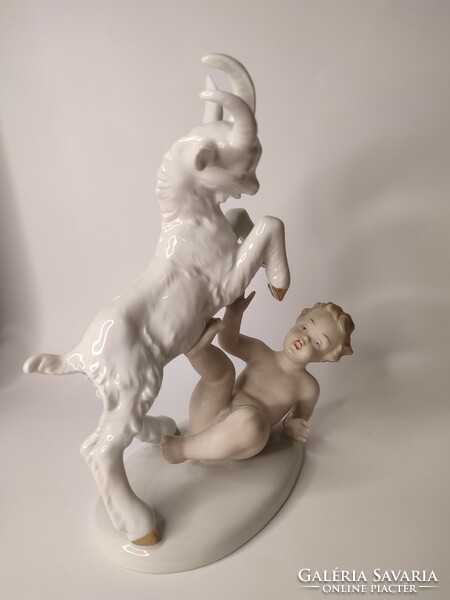 Wallendorf kecske fiúval porcelán figura