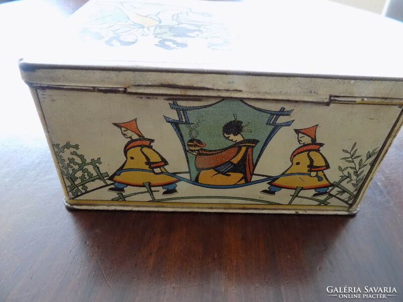 Old art nouveau tea box with Japanese design from Budapest!!