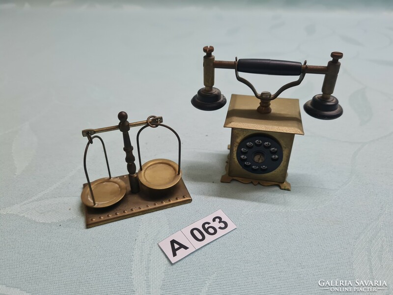 A063 mini copper phone and scale 7 and 4.5 cm