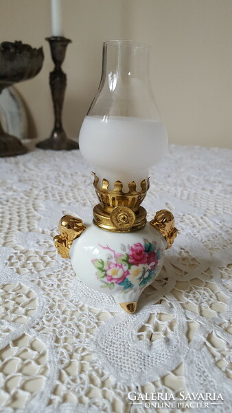 Small, pink porcelain kerosene lamp