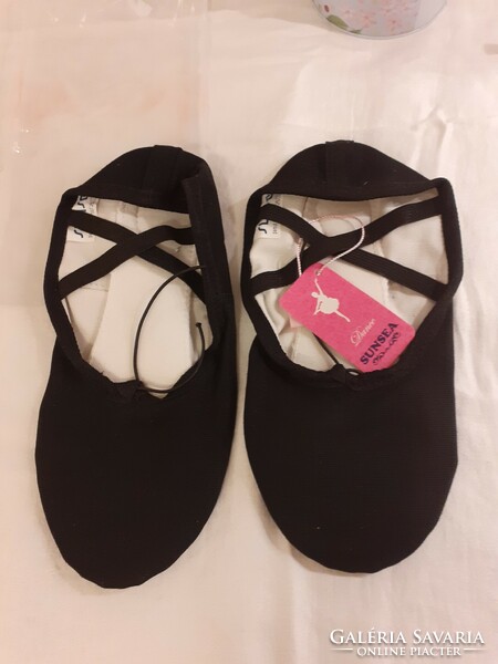 Új 40,5 es fekete textil ballett cipő bőr talp