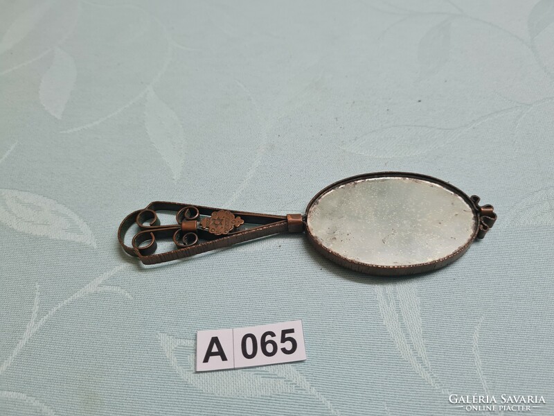 A065 antique hand mirror 15 cm