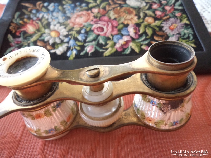 Fire enamel theatrical binoculars with hand painting with chandelier enamel with pearl inlay