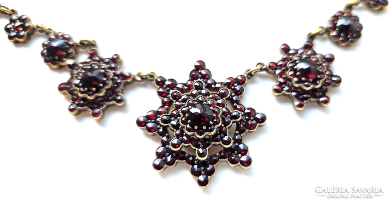 Pomegranate flower necklace