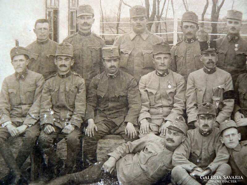 Museum historical relic, photo of a squadron around 1915, (first lieutenant in the middle with an officer's sword)