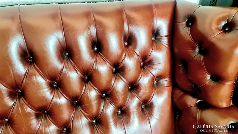 Beautiful chesterfield leather sofa set with ears