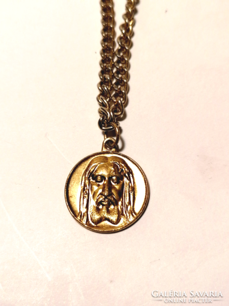 Jézust ábrázoló medál (975)