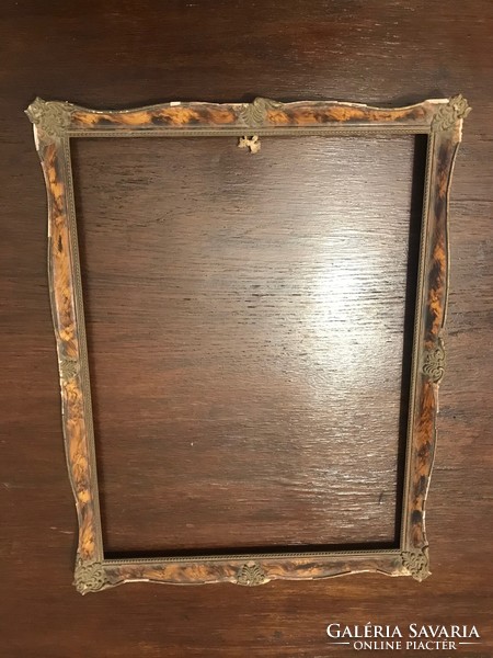 Wooden picture frame xx.Sd. The first half is damaged. Size: 25x20 cm
