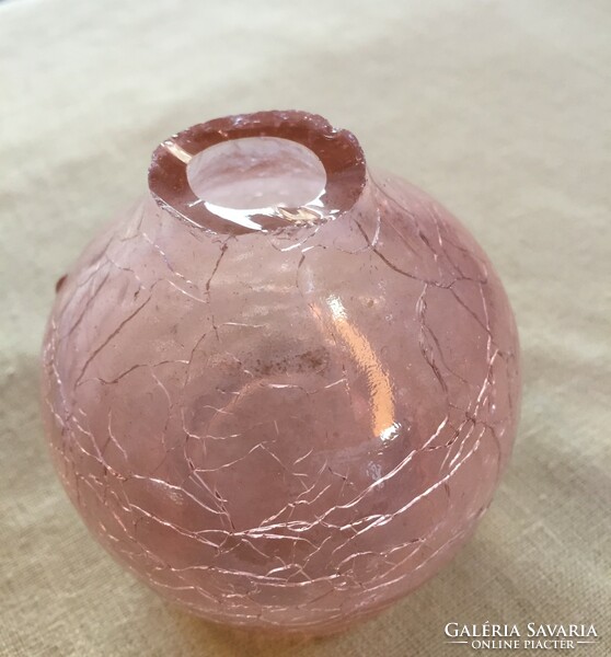 Small vase of damaged stained glass (79/1)