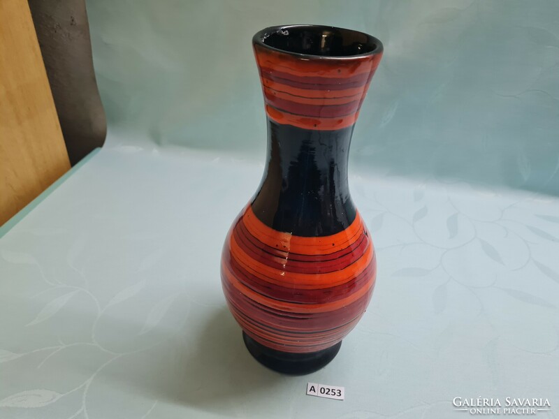 A0253 Iparművészeti csíkos váza 30 cm