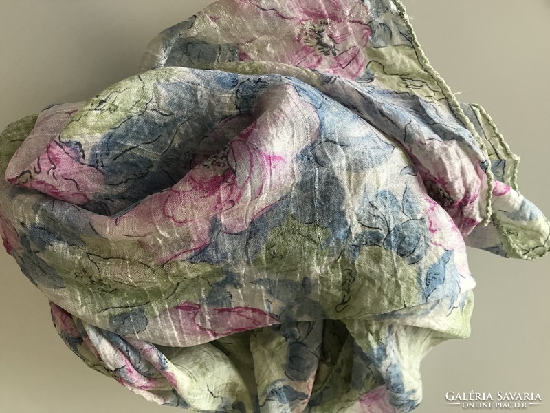Silk scarf decorated with pastel roses, 100 x 96 cm