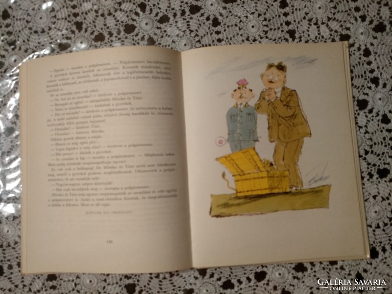 Kockaházíkó, well-known tales of different peoples, with beautiful illustrations, negotiable