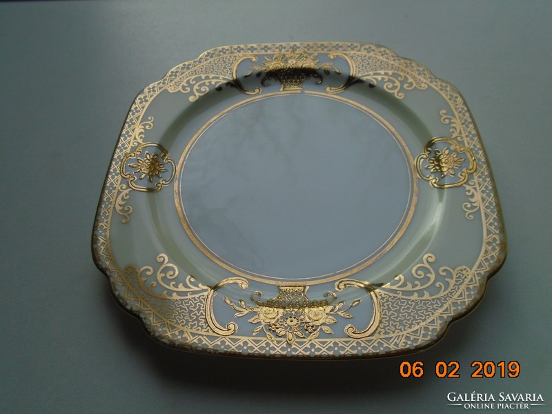 1920 Noritake luxury Japanese art deco porcelain plate, gold brocade flower basket pattern 44318 pattern number
