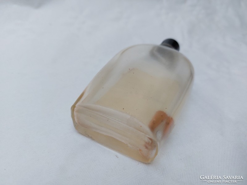 Régi címkés hajolajos üveg retro Venus Dióolaj palack