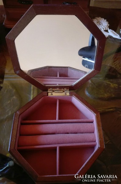 16X6 cm old jewelry box. XX