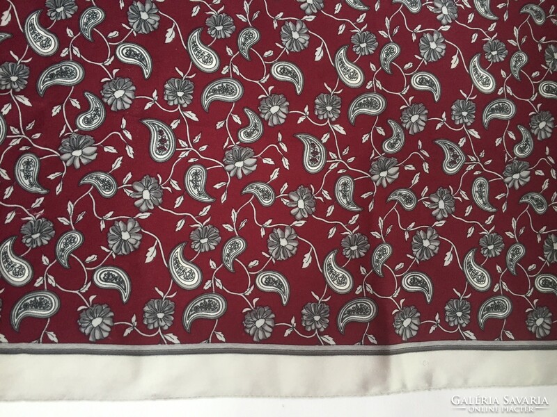 Very beautiful, Turkish-patterned silk scarf, in burgundy, gray, ecru