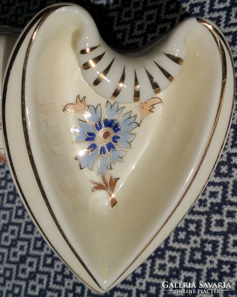 Zsolnay heart-shaped small bowl 8.5 x 11.5 cm