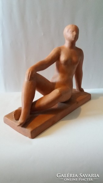 Nagy a.: Seated female nude terracotta, with sign and k.V. 23 cm with seal