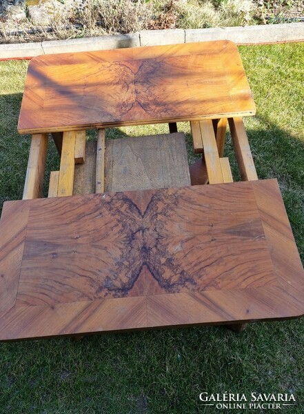 Beautiful, expandable art deco table