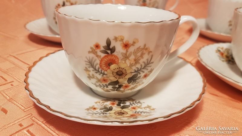 5 db Kínai aranyszegélyes porcelán teáscsésze, aljjal