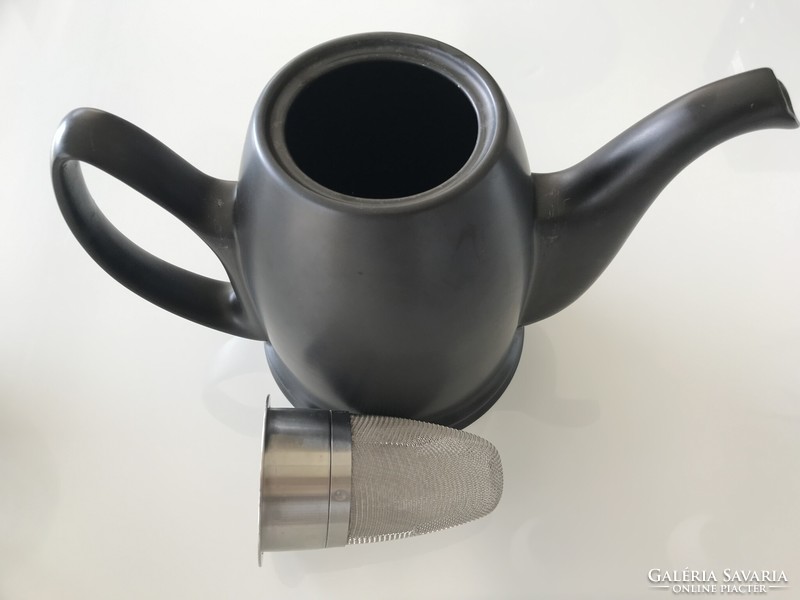 Iconic Salam teapot by designer Guy Degrenne, 1953 design