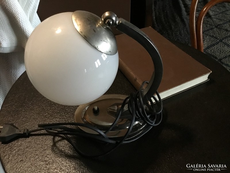 Antique art deco table lamp!