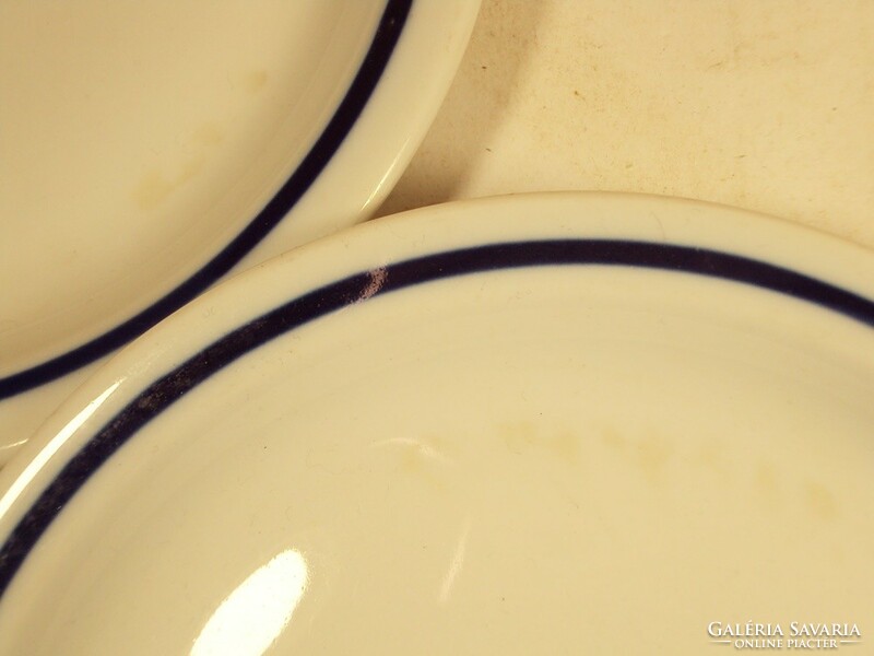 Retro Alföldi porcelán süteményes tányér kék szegélyes üzemi konyha étkezde 3 db