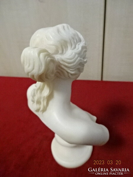 Alabaster bust of Aphrodite, height 16 cm. Jokai.