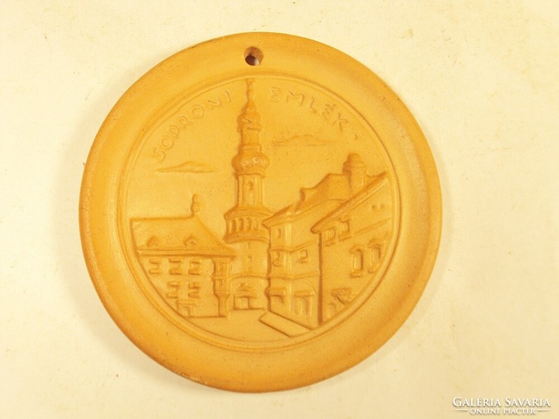 Old retro ceramic wall-hanging ornament souvenir souvenir sopron with pásmány mark