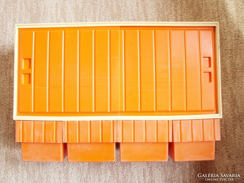 Retro műanyag konyha szekrény fali tároló holland gyártmány 1970-es évekből