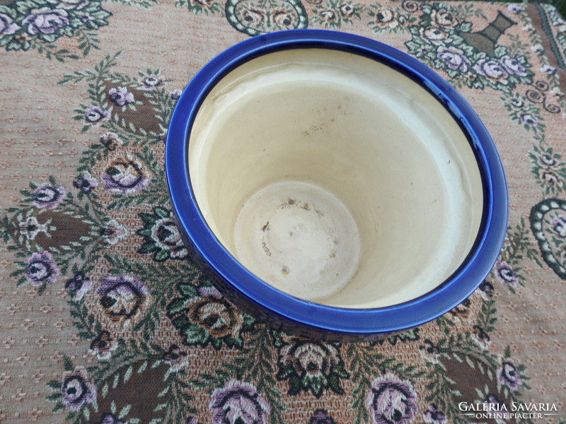 Glazed painted ceramic bowl