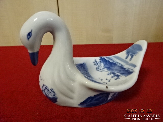 Japán porcelán aztalközép, kézi festés, hattyú forma, hossza 16 cm. Jókai.