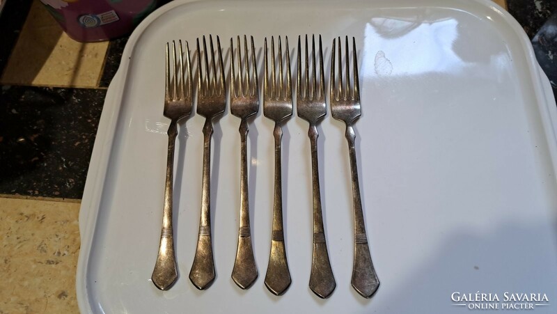 Six elegant alpaca forks with monogam. 18.5 cm.