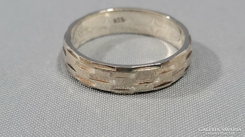 Ezüst karika gyűrű 3,75g