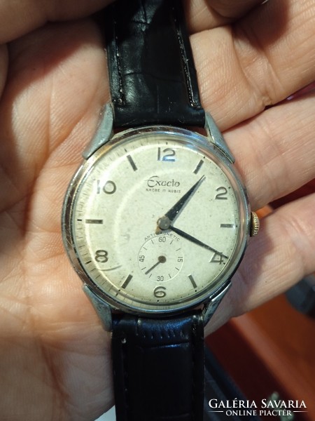 Exacto Swiss vintage brakeman's watch, in good condition.